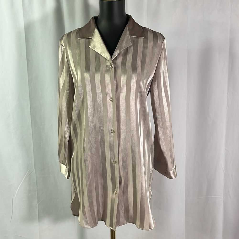 Halston Silver Gray Striped Button Down Sleep Shi… - image 1